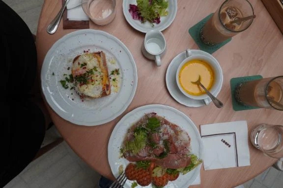 妃(きさき)グランドオペラ福岡