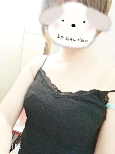 ゆい　エステコース専任隣の人妻お口で愛して