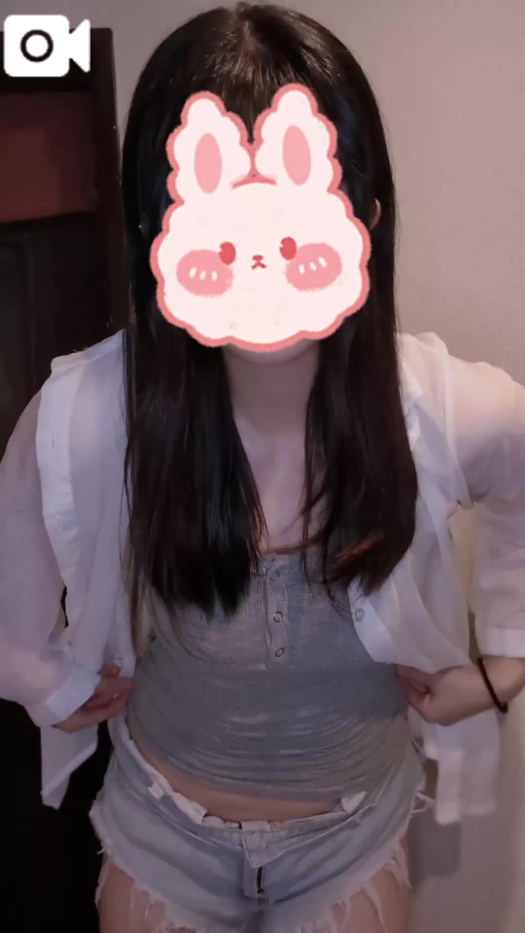 ここだけの話実は下履いてない…🤫