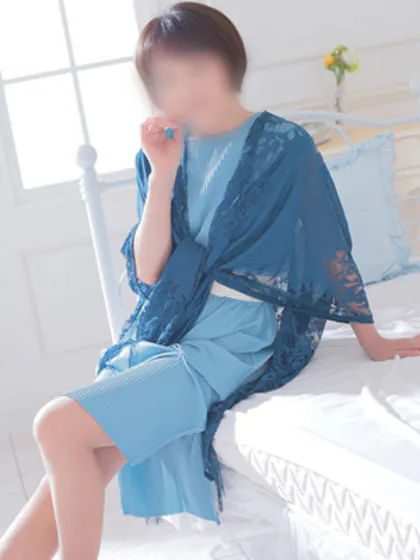 しのん★聖水！容姿端麗！隣の人妻お口で愛して