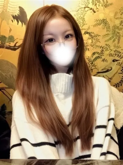 新人ここみティアラ