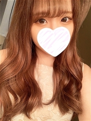 新人みゆティアラ