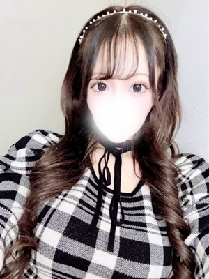 新人りおティアラ