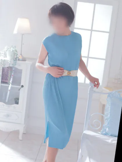 しのん★聖水！容姿端麗！隣の人妻お口で愛して