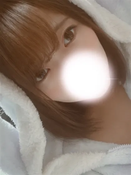 新人りず/ティアラ