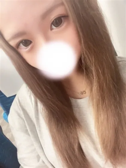 新人さりなティアラ