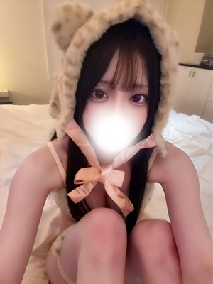 新人まゆうティアラ