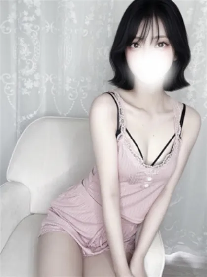 新人みるなティアラ