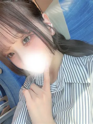 新人ことこティアラ