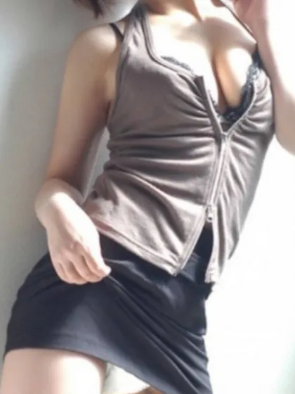 春陽-はるひ-人妻倶楽部　花椿盛岡店