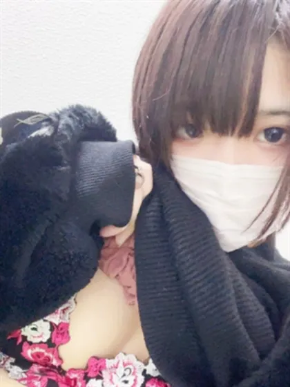 ねろ/白いぽっちゃりさん-仙台店-