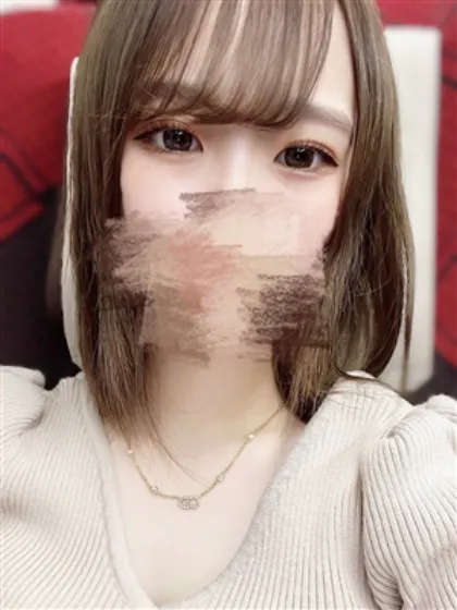 新人ひなみティアラ