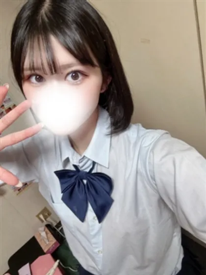 新人ひめる/ティアラ