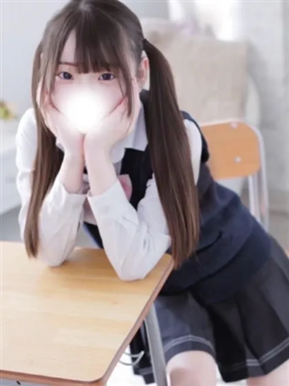 新人みいティアラ