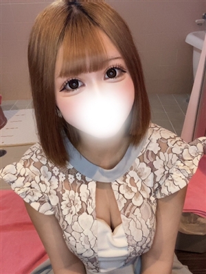 新人せりあティアラ