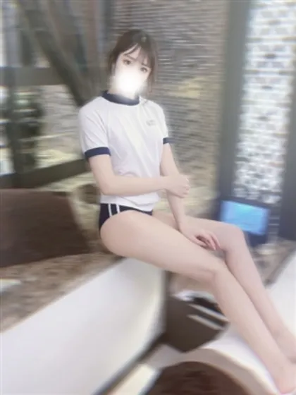 新人せりかティアラ