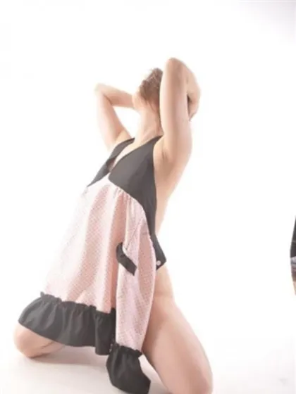 ますみサンピーチな若奥さん