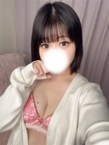 新人ひなかティアラ