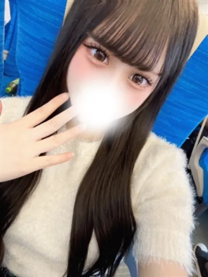新人やしろティアラ