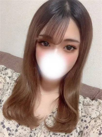 新人つぐみ/ティアラ