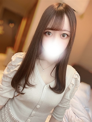 新人まりりティアラ