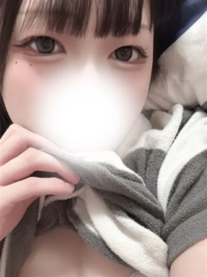 新人るきあティアラ
