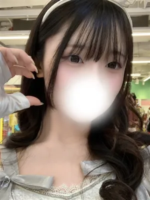 新人ももかティアラ