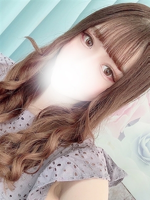 新人ちさティアラ