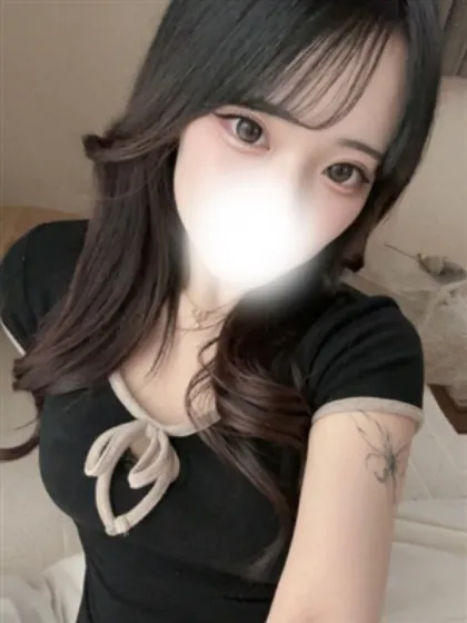 新人ももみティアラ