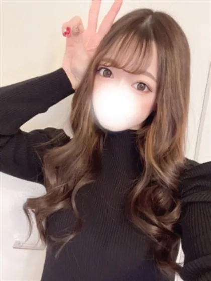 新人せりなティアラ