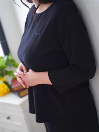 綾瀬鳴巳(あやせ　なるみ)出張回春エステ　ヴェントゥーラ（Ventura）