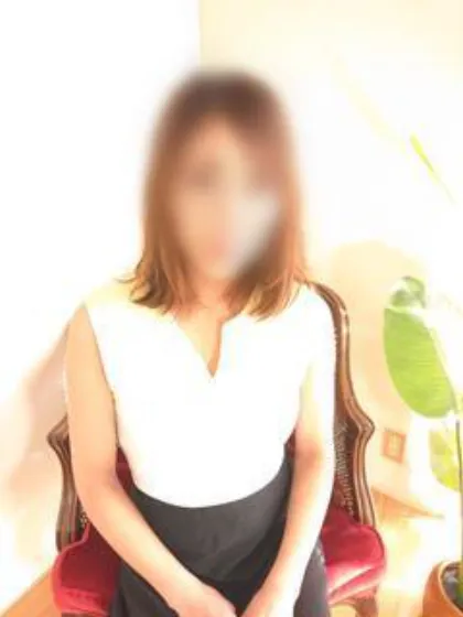 美和（みわ）Miss&Mrs.[ミス&ミセス]