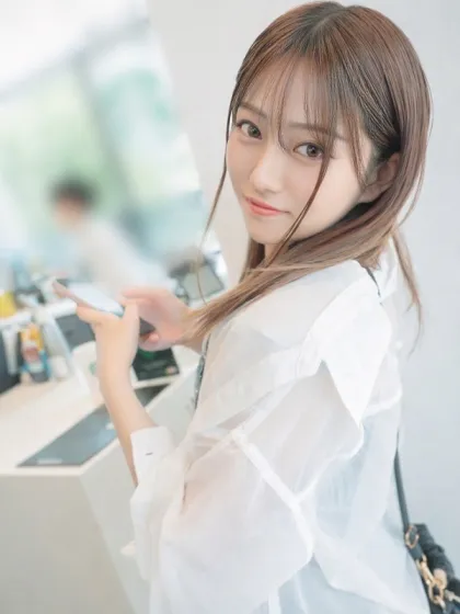 にじ/sexis-セクシィズ-