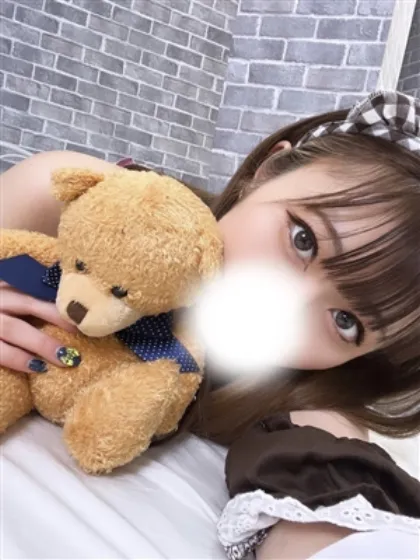 新人ありねティアラ