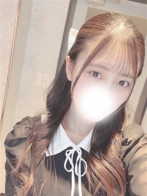 新人さえなティアラ