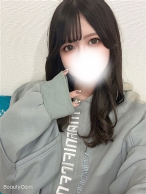 新人ゆりなティアラ