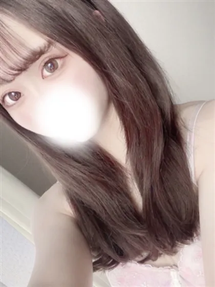 新人もねティアラ