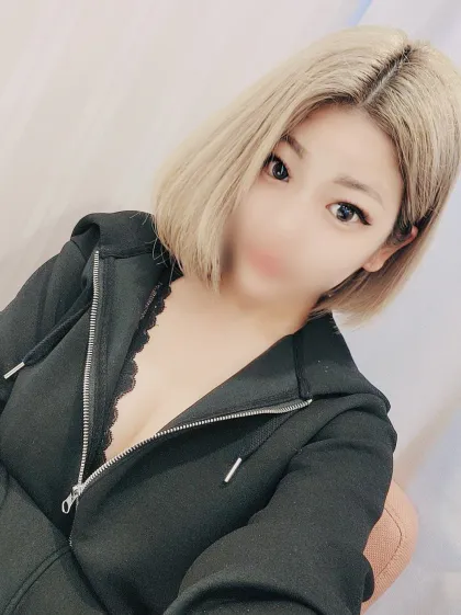 巨乳　りんか【弘前】/キューティーハニーズ