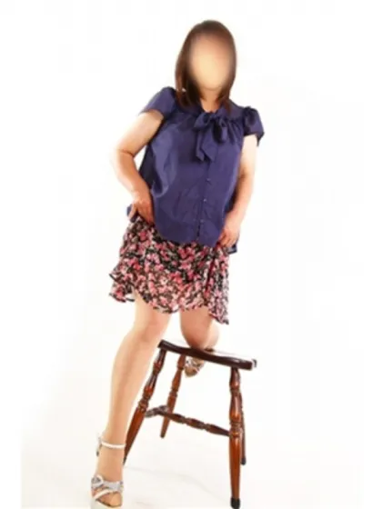 安藤 ななせELEGANCE