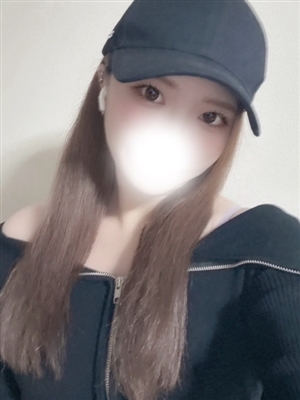 新人るなティアラ