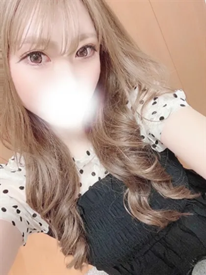 新人あいるティアラ