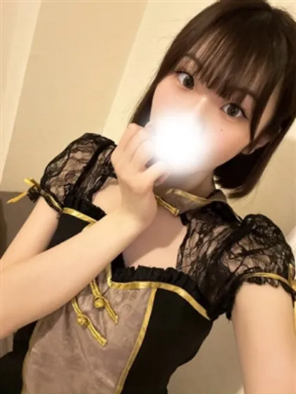 新人なゆこ/ティアラ