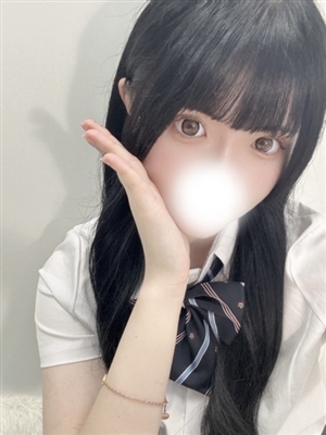 新人りろティアラ