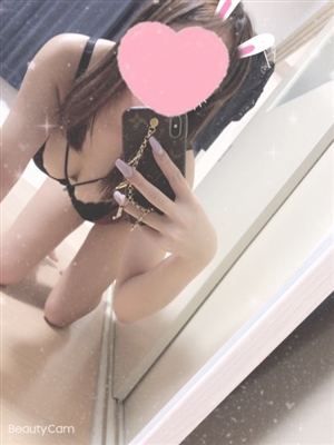 新人さりティアラ