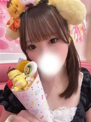 新人なぎさティアラ