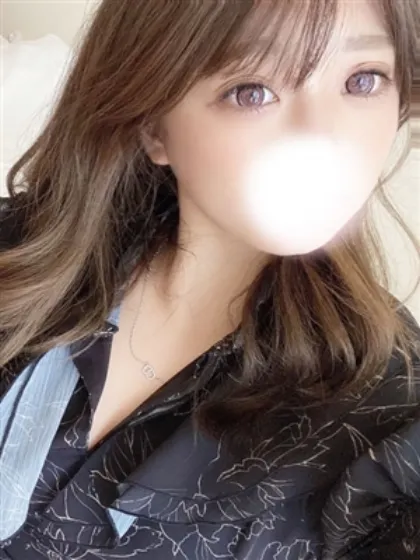 新人かなでティアラ