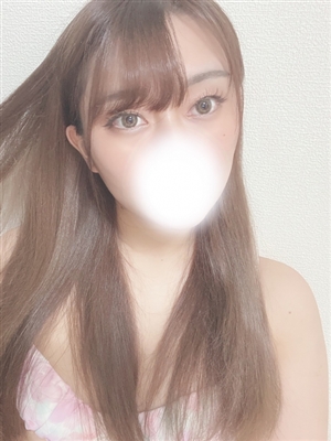 新人まゆかティアラ