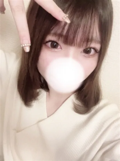 新人ともえ/ティアラ