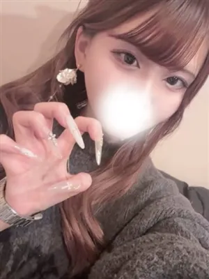 新人まゆあティアラ