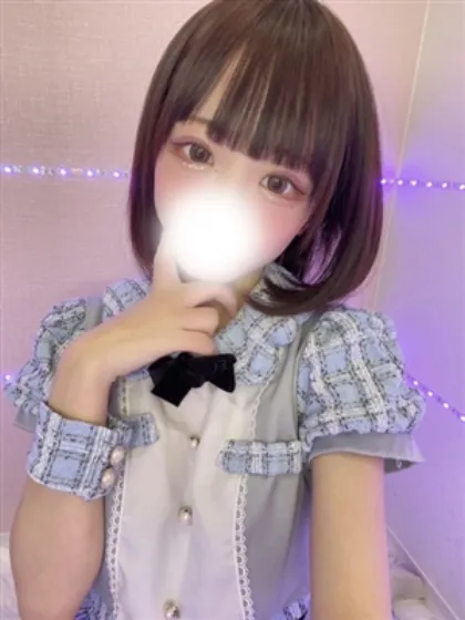 新人ういなティアラ